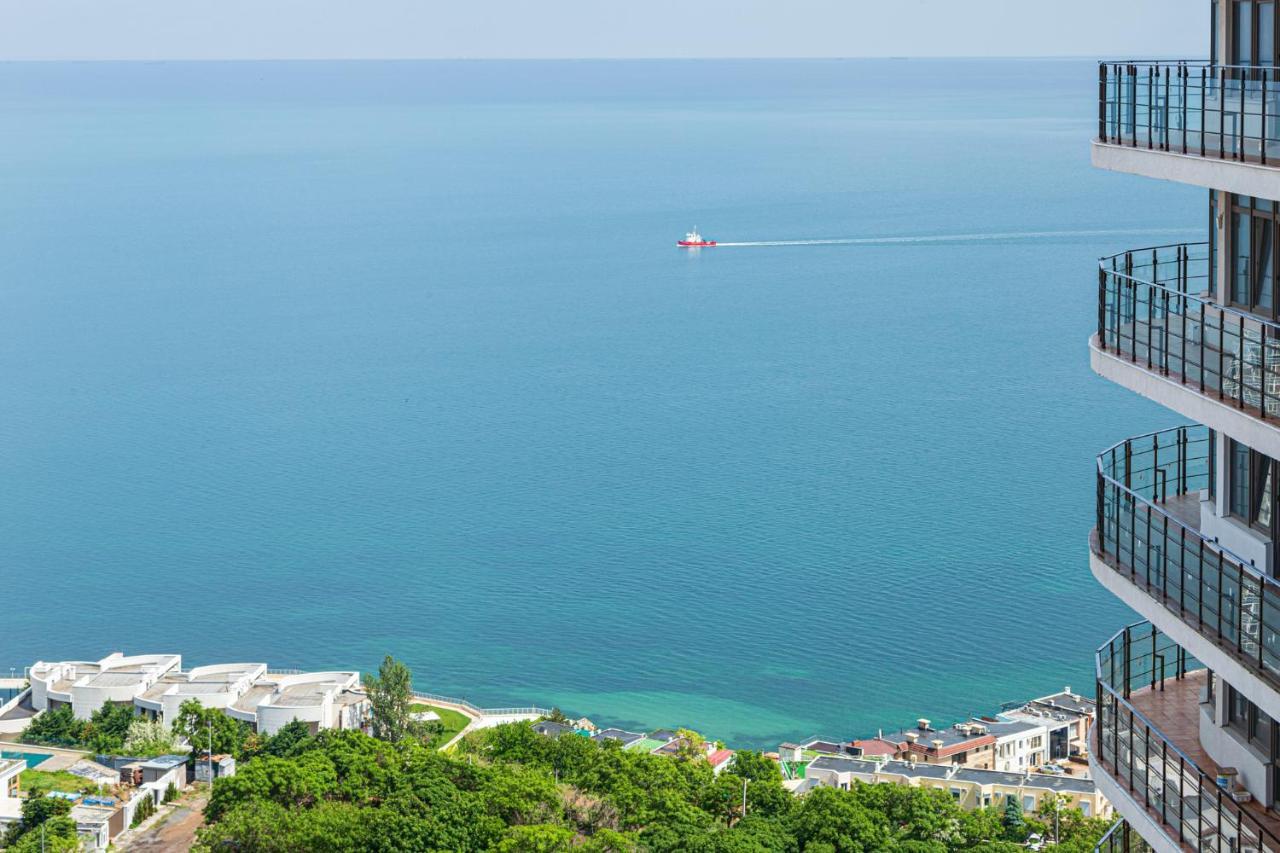 Level 24 - Sea & Sky View Apartment Одеса Екстериор снимка